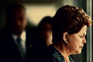 RECORDE A presidente Dilma Rousseff no Palácio  do Planalto.  Três derrotas significativas na mesma semana  (Foto: Ueslei Marcelino/Reuters)