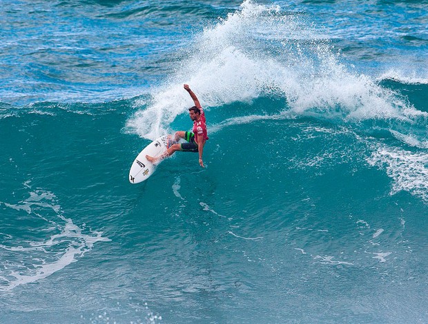 Alejo Muniz surfe (Foto: Divulgação)