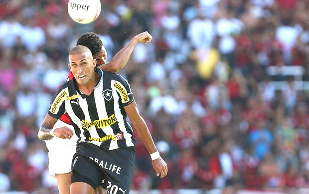 Rafael Marques na partida do Botafogo contra o Flamengo (Foto: Satiro Sodré / Agif)