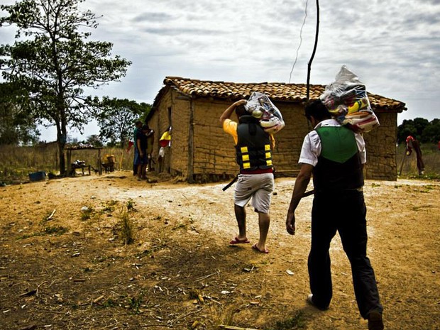 Ajuda humanitária, trabalho social, Expresso da Cidadania, Ouro Fino, Alexandre Barbado (Foto: Reprodução/ Alexandre Barbado)