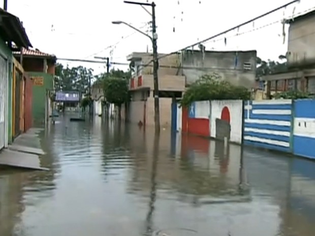 G1 Após 1 Semana De Enchente Ruas Na Zona Leste De Sp Seguem Alagadas Notícias Em São Paulo 