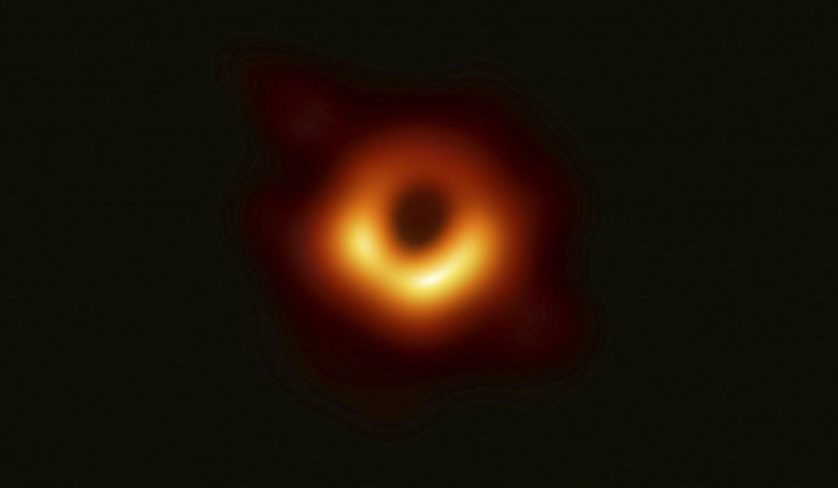 Foto de Buraco Negro ganha prêmio conhecido como o 'Oscar da Ciência'   (Foto: Event Horizon Telescope Collaboration)