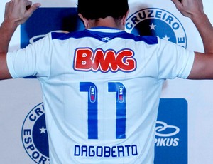 Dagoberto será camisa 11 no Cruzeiro (Foto: Washington Alves / Vipcomm)
