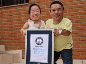Casal recebeu reconhecimento do recorde dois meses após casamento (Foto: Caio Gomes Silveira/ G1)