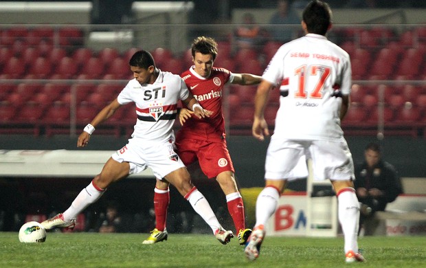 Dagoberto, São Paulo x Internacional (Foto: Roberto Vazquez / Futura Press)