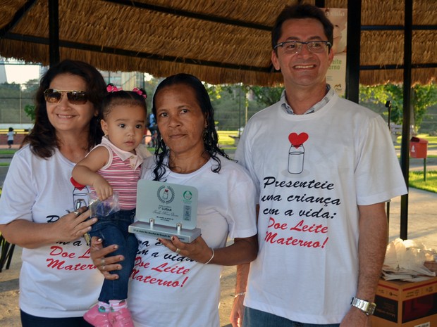 Iones Maria Bezerra ficou em 1º lugar com 32,7 litros doados. (Foto: Ascom/Sesapi) Iones Maria Bezerra ficou em 1º lugar com 32,7 litros doados. (Foto: Ascom/Sesapi)