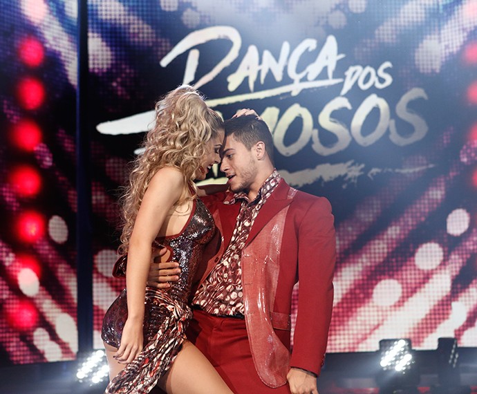 Arthur Aguiar deixou a plateia animada com sua apresentação (Foto: Inácio Moraes/Gshow)