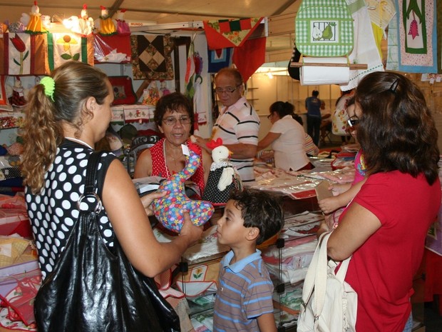 G1 Feincartes traz destaques mundiais do artesanato e da decoraç u00e3o artesanal notícias em Armario Indoor Mercadolibre ~ G1 Feincartes traz destaques mundiais do artesanato e da decoraç u00e3o artesanal notícias em