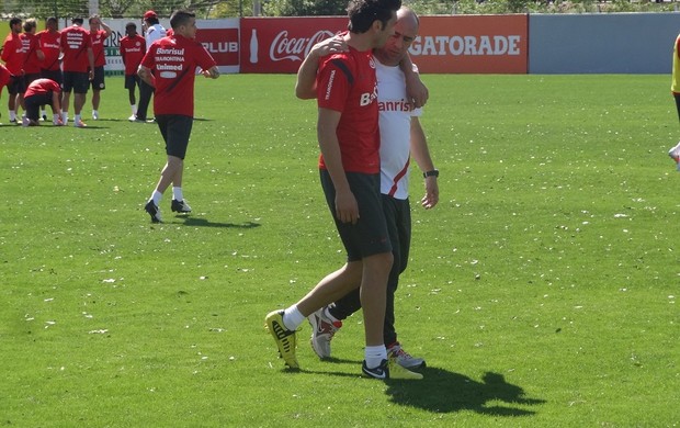 Dátolo meia Inter (Foto: Tomás Hammes / GLOBOESPORTE.COM)