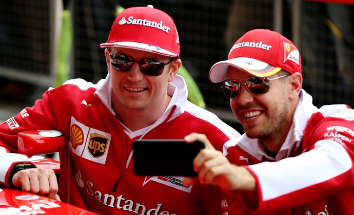 Sebastian Vettel e Kimi Raikkonen, Fórmula 1 (Foto: Charles Coates / Getty Images)