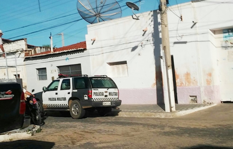 Mandados também foram cumpridos em residências de ex-gestores (Foto: G1/RN)