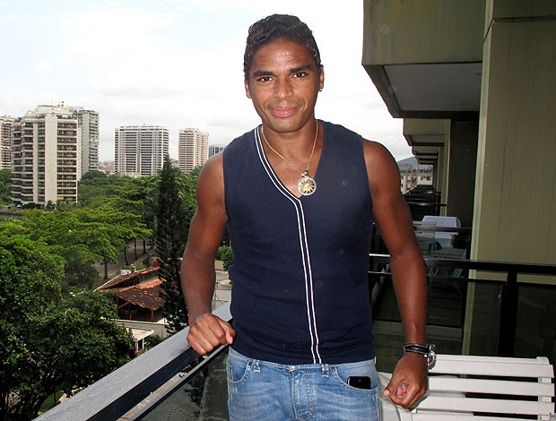 Almir jogador do Bangu (Foto: Gabriel Fricke / Globoesporte.com)