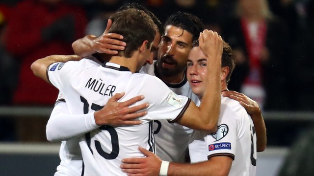 2016-10-11t191043z_119214643_mt1aci14638