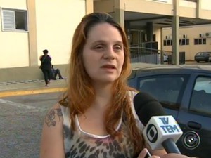 Carla disse que sentiu 'pavor' na sala improvisada (Foto: Reproduo / TV Tem)