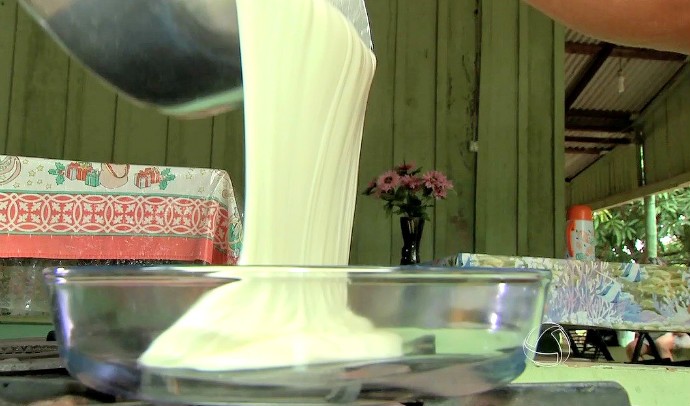 Aprenda a preparar uma receita de requeijão cremoso caseiro (Foto: Reprodução/É Bem MT)