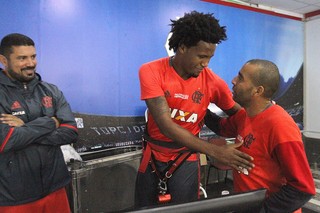 Rafael Vaz e Emerson Sheik Flamengo (Foto: Gilvan de Souza/Flamengo) Rafael Vaz e Emerson Sheik Flamengo (Foto: Gilvan de Souza/Flamengo)