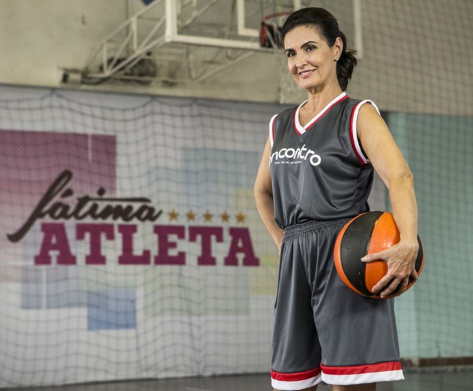 Devidamente uniformizada: #FatimaAtleta  (Foto: Inácio Moraes/Gshow)