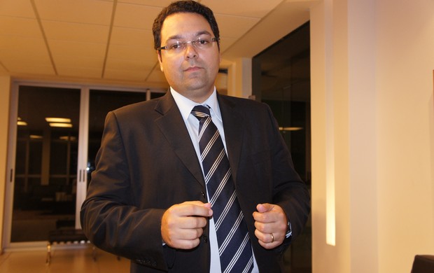alexandre cavalcanti, advogado do Rio Branco-AC (Foto: Phelipe Caldas)