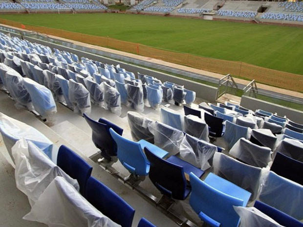 G1 - Empresa de Lambari fabrica cadeiras plásticas para estádios da Copa -  notícias em Sul de Minas