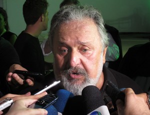 Luis Alvaro de Oliveira Ribeiro, presidente do Santos (Foto: Marcos Guerra / Globoesporte.com)