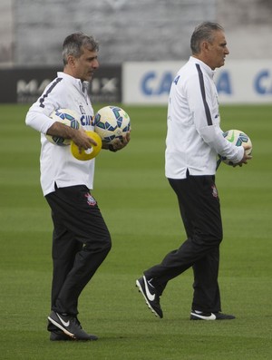 Sem surpresas, Tite divulga lista de relacionados para partida contra Goiás