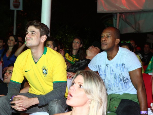 Daniel Erthal e Lui Mendes em festa no Rio (Foto: Raphael Mesquita/ Divulgação)