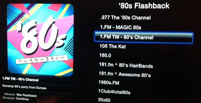 Selecionando uma rádio para reproduzir na Apple TV (Foto: Reprodução/Edivaldo Brito)