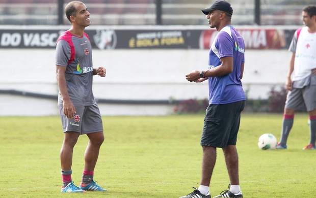 Felipe e Cristovão, treino do Vasco (Foto: Ivo Gonzalez / Agência o Globo)