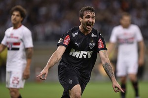 Atléticos são mais parados com difíceis defesas, e Timão é o menos exigido