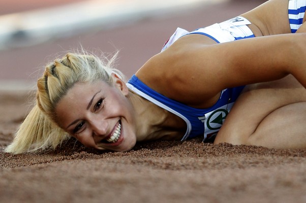 Voula Papachristou disputou, neste ano, o campeonato europeu de atletismo, na Finlândia (Foto: Matt Dunham/AP/Arquivo)