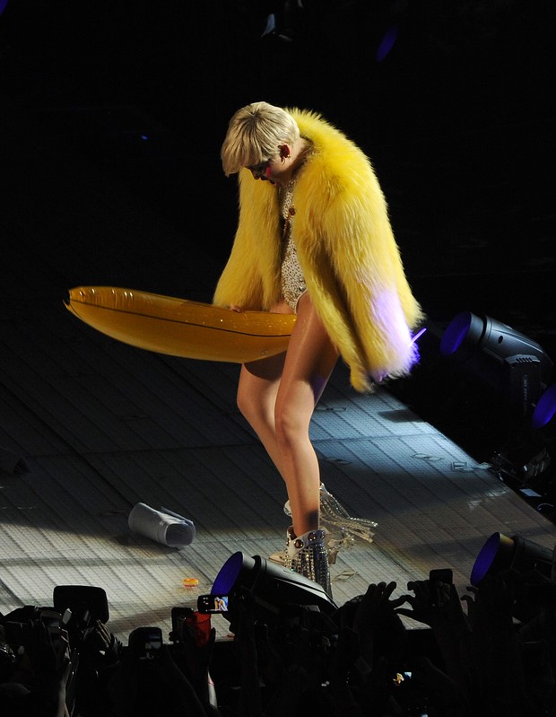 Miley Cyrus (Foto:   Splash News/AKM-GSI / AKM-GSI )