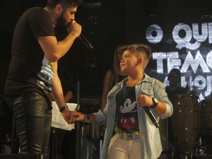 Menino de 8 anos fez homenagem ao ídolo (Foto: Fael Pinoti / Divulgação) Menino de 8 anos fez homenagem ao ídolo (Foto: Fael Pinoti / Divulgação)