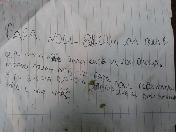 Polícia encontrou o caderno com pedido ao papai noel no quarto da criança.  (Foto: Júlio Ettore Suriano/RBS TV)