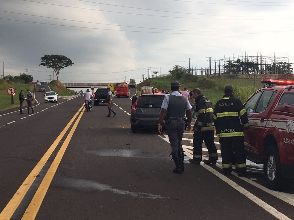 Acidente foi na Rodovia Júlio Budiski (SP-501), em Presidente Prudente (Foto: Valmir Custódio/G1)