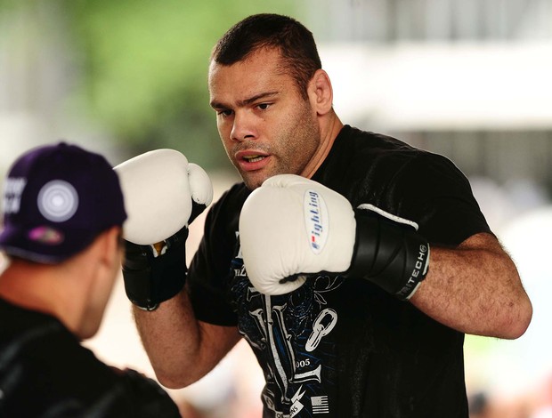 Gabriel Napão no treino aberto do UFC São Paulo (Foto: Marcos Ribolli / Globoesporte.com)