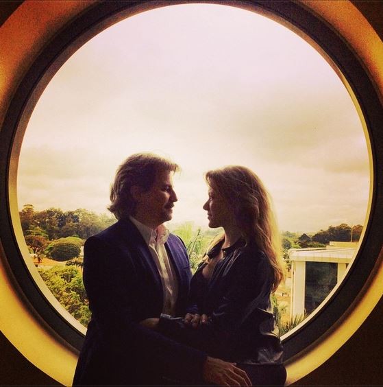 Edson Celulari e namorada (Foto: Reprodução do Instagram)