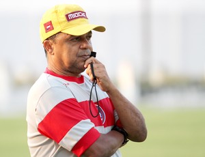 Luís Carlos Mendes, técnico da Queimadense (Foto: Magnus Menezes / Jornal da Paraíba)