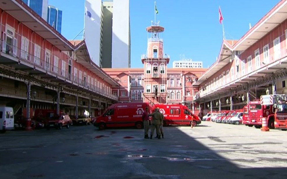 Sede do Corpo de Bombeiros no Centro do Rio (Foto: Reprodução/TV Globo  )