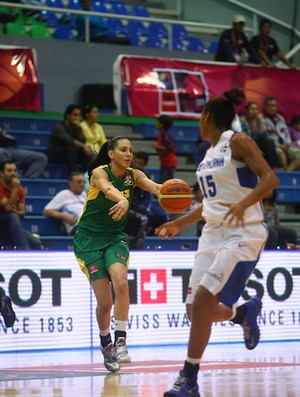 Patricia tem boa atuação contra a Rep. Dominicana (Foto: Samuel Vélez/FIBA) Patricia tem boa atuação contra a Rep. Dominicana (Foto: Samuel Vélez/FIBA)
