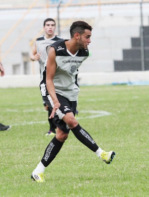 Júnior Barbosa, lateral-direito do Treze (Foto: Magnus Menezes / Jornal da Paraíba)