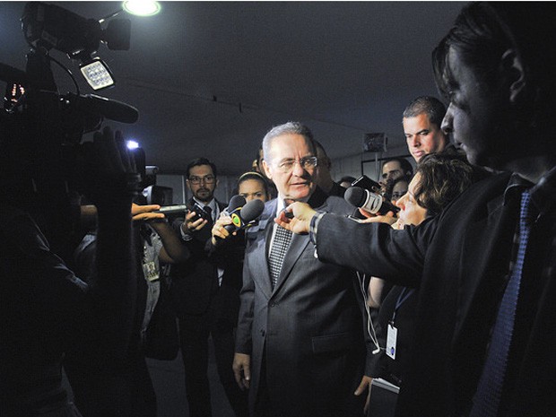 Renan Calheiros critica a Lava Jato em entrevista no Senado (Foto: Gustavo Garcia / G1)