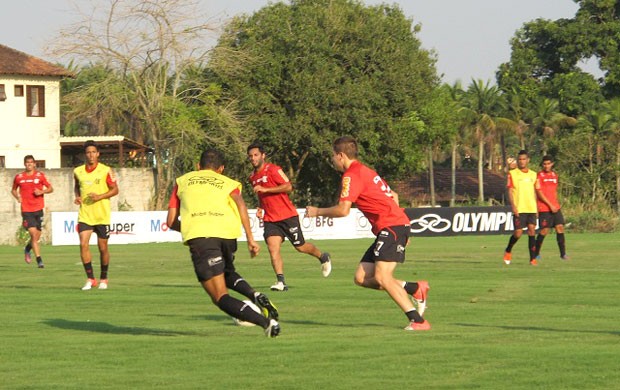 Adryan treino Flamengo (Foto: Richard Souza / Globoesporte.com)