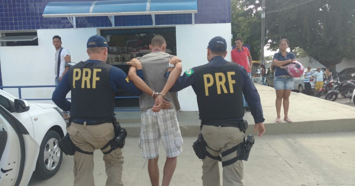 G1 Dupla é Presa Suspeita De Praticar Assaltos Em Rodovias Federais