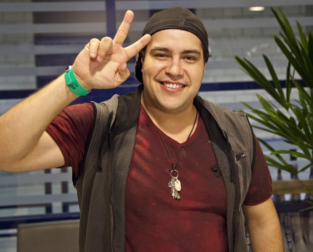 Tiago Abravanel visita o estúdio do The Voice Brasil (Foto: Fabiano Battaglin /TV Globo)
