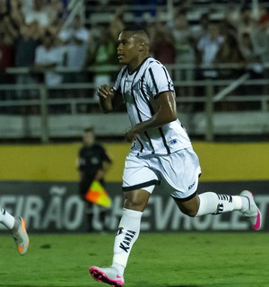 Corinthians se acerta com Douglas e Alan Mineiro, destaques do Bragantino