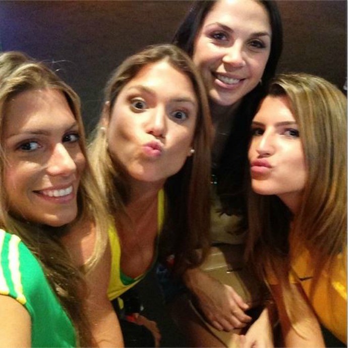 bia e branca feres nado sincronizado - brasil x méxico (Foto: Reprodução/Instagram)