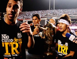 ibson durval neymar taça campeão paulista (Foto: Marcos Ribolli / Globoesporte.com)