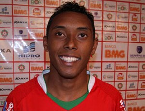 Claudinei, ex Boa Esporte, assina com Figueirense (Foto: Divulga)