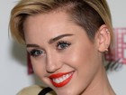 Fã é preso depois de invadir camarim de Miley Cyrus, diz emissora de TV