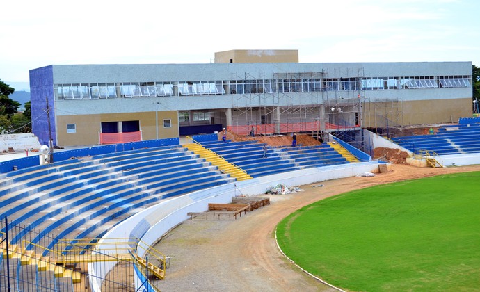 Estádio Martins Pereira - São José dos Campos - abril 2014 (Foto: Danilo Sardinha/GloboEsporte.com)